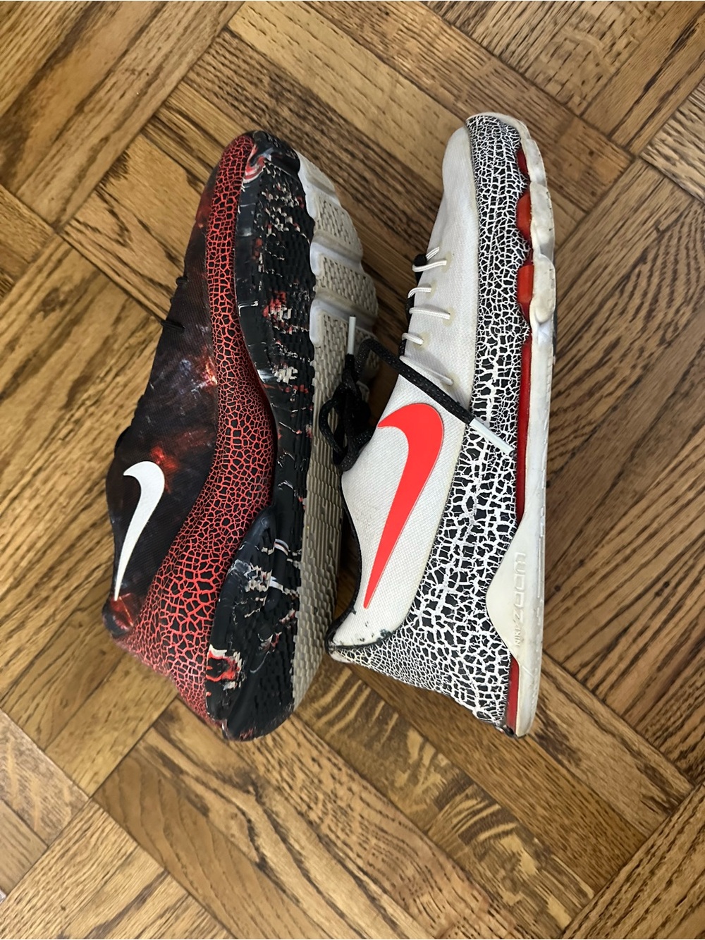 Nike KD 8 Christmas - 6.5 Men/Youth